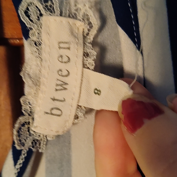 Girls top - Picture 2 of 3